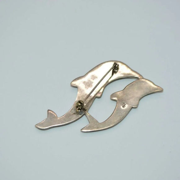 Sterling Silver .925 Dual Two Dolphin Pin Brooch - Picture 4 of 4